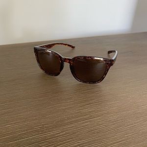 SMITH “Founder” tortoise polarized sunglasses